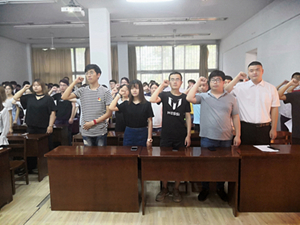 20180702163452115.jpg 9353D27FA26834298EC753E97100143F.jpg